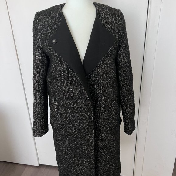 H&M Wool Blend Topcoat 2 Woven Black Formal Pockets Peacoat Collarless - Picture 4 of 5